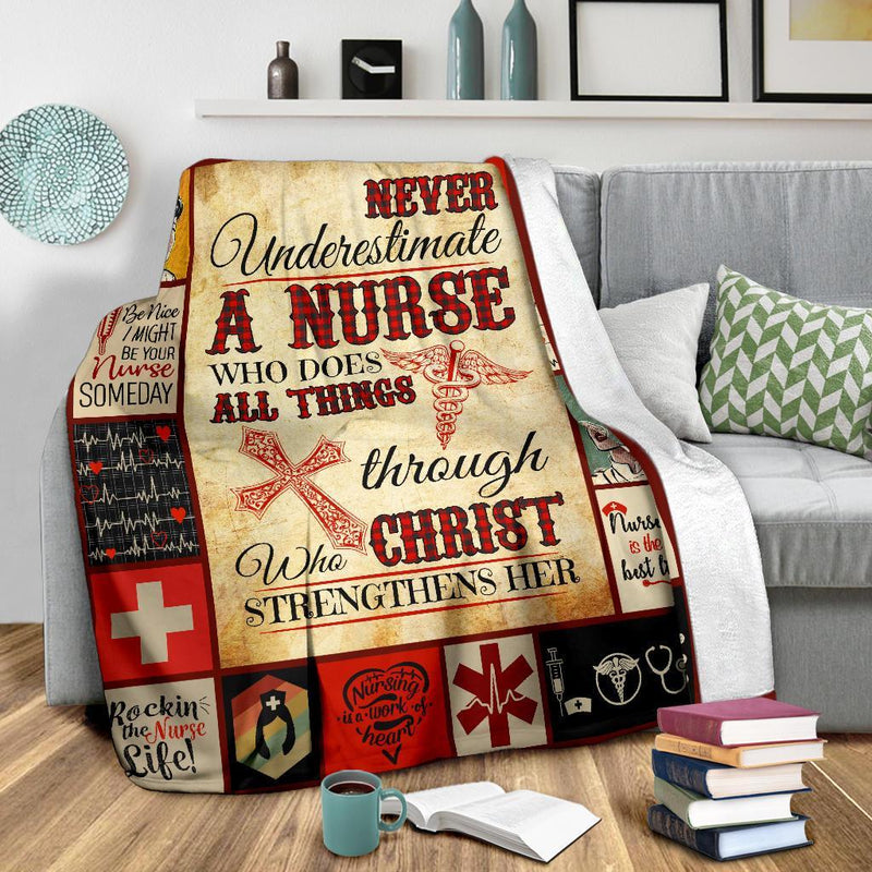 Never Understimate A Nurse Who Does All Things Fleece Blanket interestprint